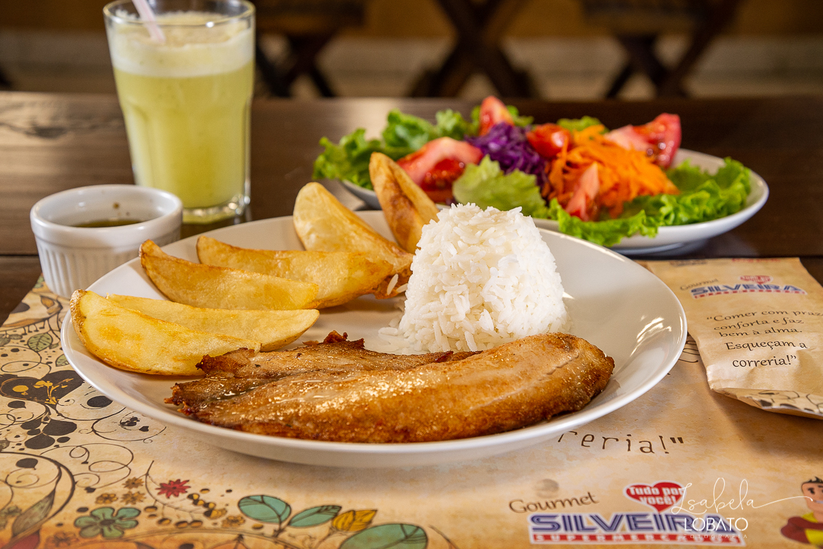 fotografia-gourmet-foto-de-comida-food-fotography-alta-gastronomia-fotografo-de-comida-minas-gerais-festival-gastronomico-de-tiradentes-fotografa-de-gastronomia-isabela-lobato-foto-gourmet-sanduíche-lanches-cafes-bolo-sobremesa-prato-executivo-chopp-pizza