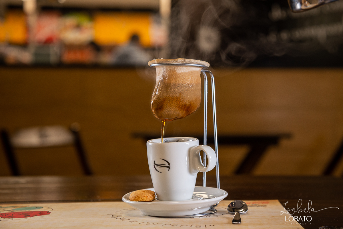 fotografia-gourmet-foto-de-comida-food-fotography-alta-gastronomia-fotografo-de-comida-minas-gerais-festival-gastronomico-de-tiradentes-fotografa-de-gastronomia-isabela-lobato-foto-gourmet-sanduíche-lanches-cafes-bolo-sobremesa-prato-executivo-chopp-pizza