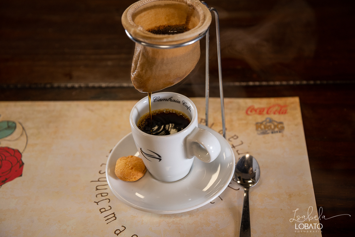 fotografia-gourmet-foto-de-comida-food-fotography-alta-gastronomia-fotografo-de-comida-minas-gerais-festival-gastronomico-de-tiradentes-fotografa-de-gastronomia-isabela-lobato-foto-gourmet-sanduíche-lanches-cafes-bolo-sobremesa-prato-executivo-chopp-pizza