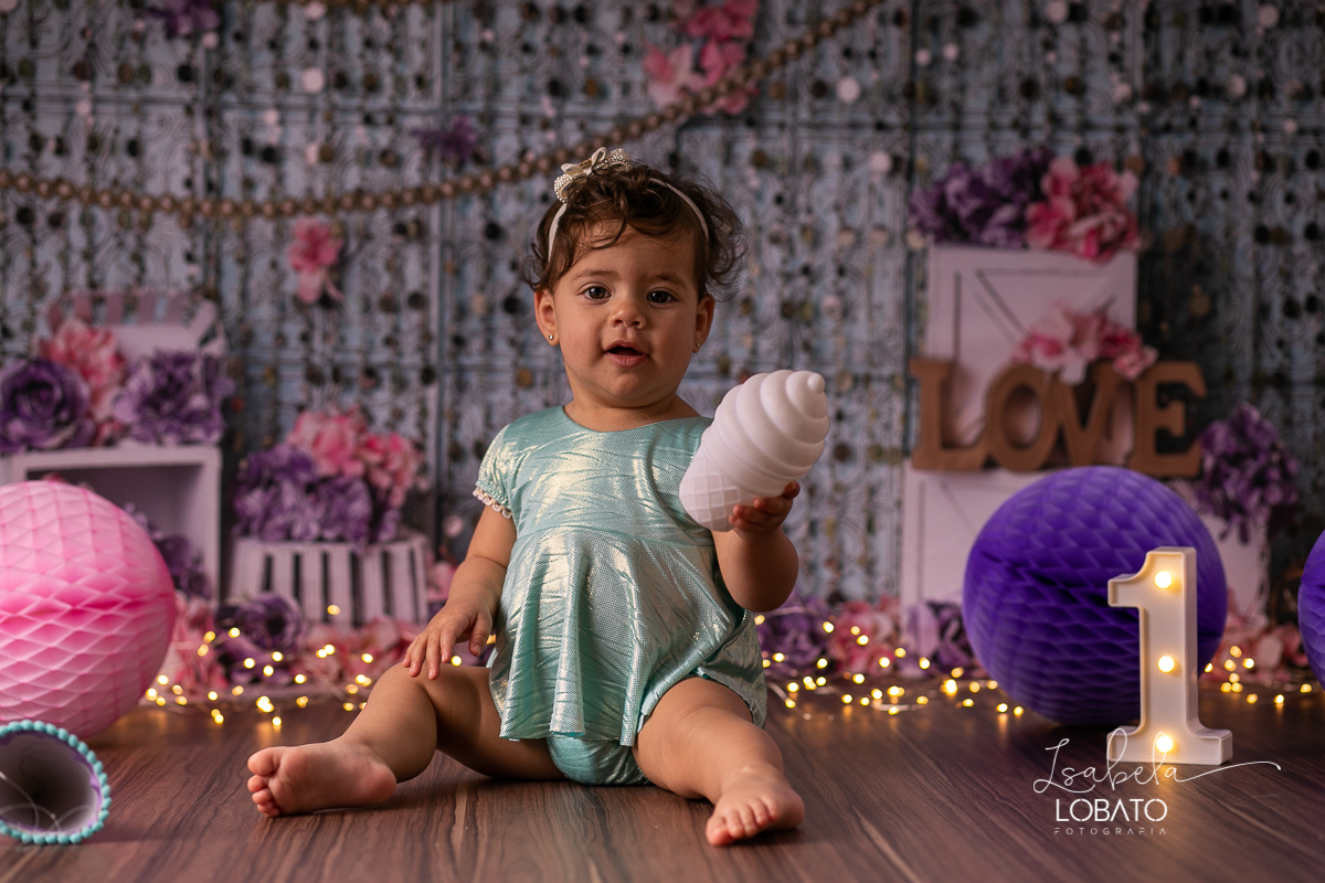 bolo-de-aniversario-smash-the-cake-aniversario-1-ano-decoracao-de-festa-infantil-a-hora-do-bolo-fotografia-de-bebe-book-infantil-fotografo-em-barbacena-estudio-fotografico-barbacena-isabela-lobato-fotografia-ensaio-fotografico-infantil-fotografo-mg