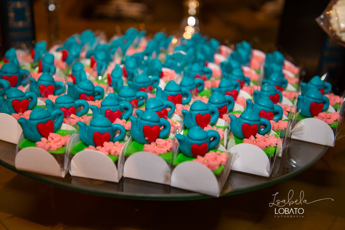 vestido-de-debutante-15-anos-festa-de-debutante-book-15-anos-festa-de-15-anos-fotografia-de-aniversario-de-15-anos-valsa-bolo-de-aniversario-alice-no-pais-das-maravilhas-anel-de-15-anos-bacco-buffet-fotografo-em-barbacena-isabela-lobato-fotografia-estudio
