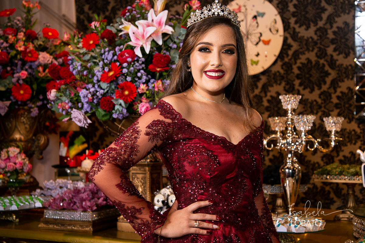 vestido-de-debutante-15-anos-festa-de-debutante-book-15-anos-festa-de-15-anos-fotografia-de-aniversario-de-15-anos-valsa-bolo-de-aniversario-alice-no-pais-das-maravilhas-anel-de-15-anos-bacco-buffet-fotografo-em-barbacena-isabela-lobato-fotografia-estudio
