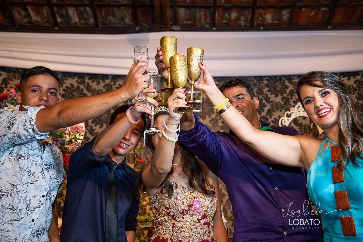 vestido-de-debutante-15-anos-festa-de-debutante-book-15-anos-festa-de-15-anos-fotografia-de-aniversario-de-15-anos-valsa-bolo-de-aniversario-alice-no-pais-das-maravilhas-anel-de-15-anos-bacco-buffet-fotografo-em-barbacena-isabela-lobato-fotografia-estudio