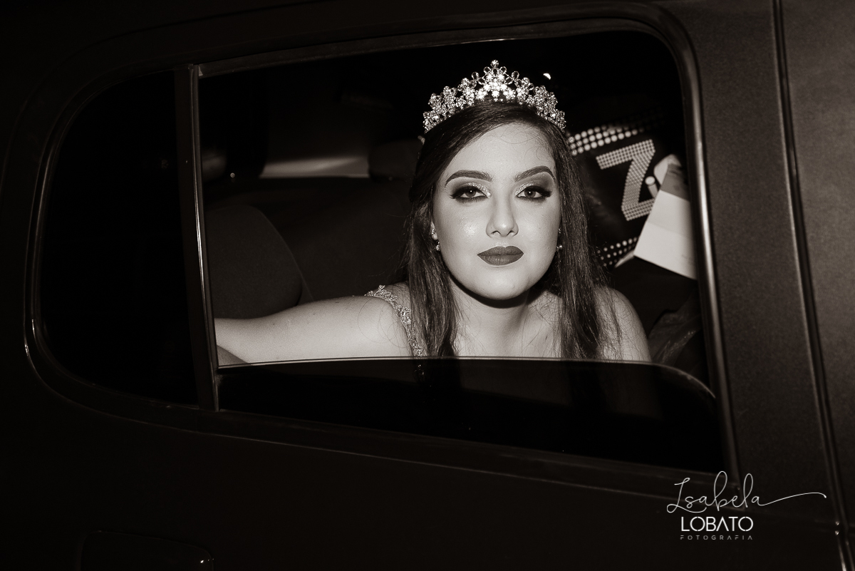 vestido-de-debutante-15-anos-festa-de-debutante-book-15-anos-festa-de-15-anos-fotografia-de-aniversario-de-15-anos-valsa-bolo-de-aniversario-alice-no-pais-das-maravilhas-anel-de-15-anos-bacco-buffet-fotografo-em-barbacena-isabela-lobato-fotografia-estudio