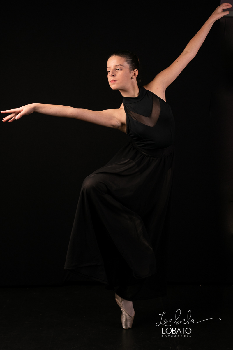 ballet-classico-jazz-ginastica-olimpica-ballet-adulto-danca-plataforma-da-dança-cefec-barbacena-estudio-de-ballet-bailarina-bailarino-fotografia-de-ballet-foto-de-bailarina-estudio-fotografico-barbacena-fotografo-em-barbacena-fotografa-isabela-lobato