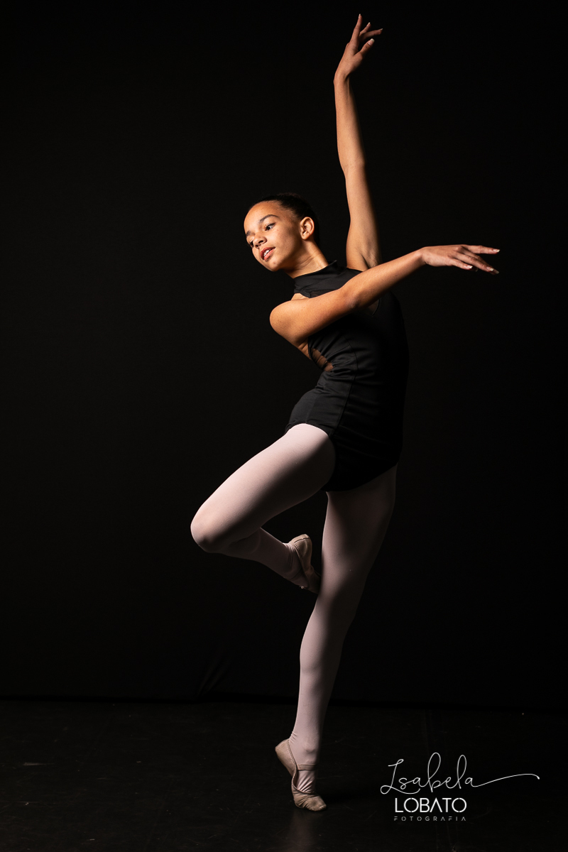 ballet-classico-jazz-ginastica-olimpica-ballet-adulto-danca-plataforma-da-dança-cefec-barbacena-estudio-de-ballet-bailarina-bailarino-fotografia-de-ballet-foto-de-bailarina-estudio-fotografico-barbacena-fotografo-em-barbacena-fotografa-isabela-lobato