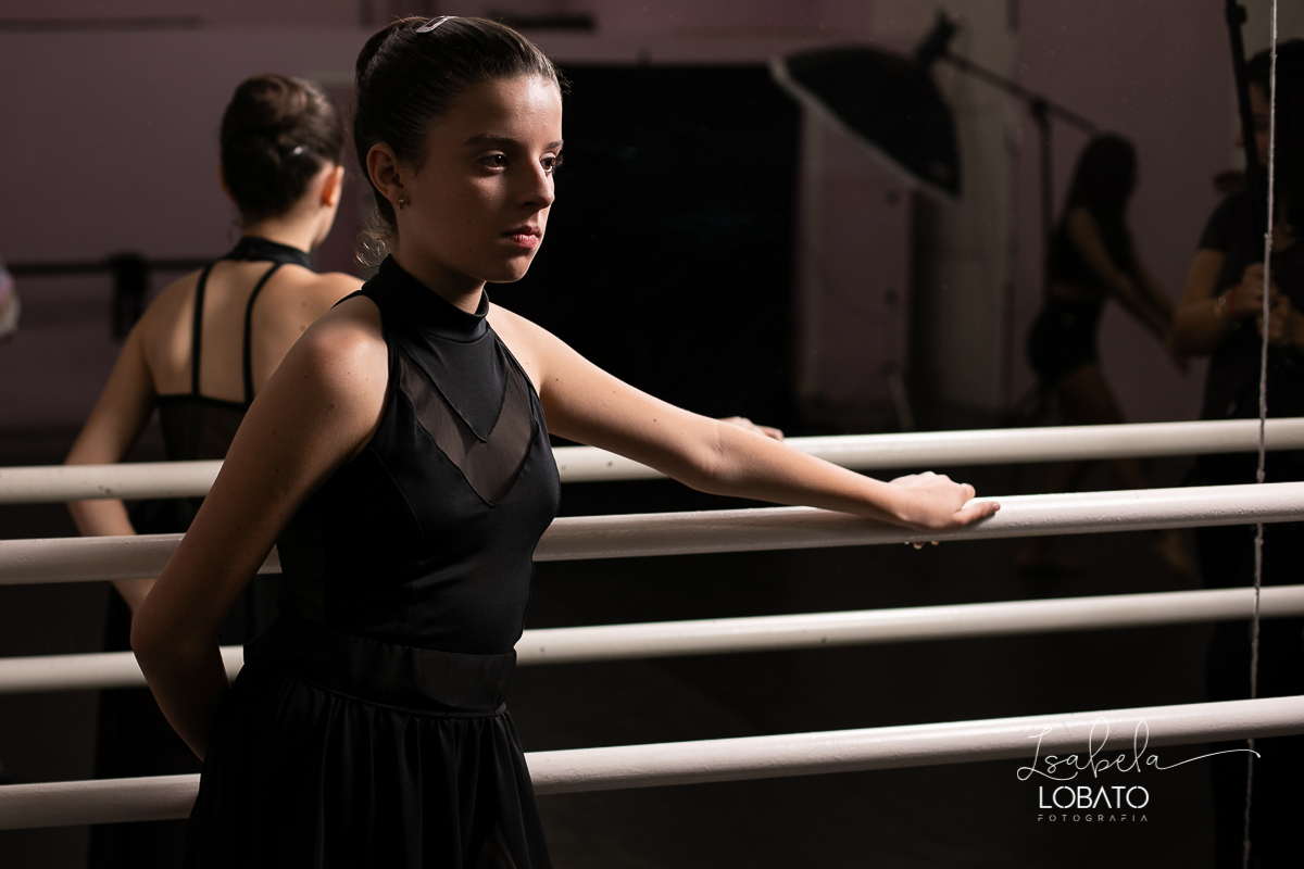 ballet-classico-jazz-ginastica-olimpica-ballet-adulto-danca-plataforma-da-dança-cefec-barbacena-estudio-de-ballet-bailarina-bailarino-fotografia-de-ballet-foto-de-bailarina-estudio-fotografico-barbacena-fotografo-em-barbacena-fotografa-isabela-lobato