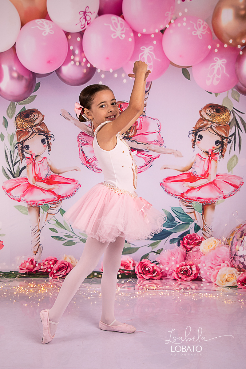 ensaio-fotografico-bailarina-ballet-a-bailarina-estudio-de-ballet-fotografia-de-crianca-fotografo-de-crianca-em-barbacena-fotografo-em-barbacena-isabela-lobato-fotografia-fotografa-de-casamento-sapatilha-de-ballet