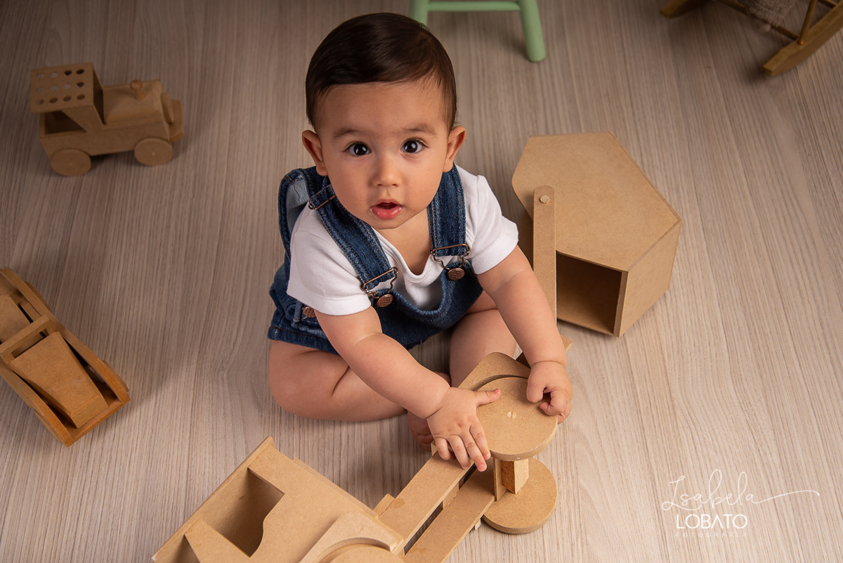 brincadeira-de-crianca-dia-das-criancas-2019-fotografo-de-crianca-barbacena-melhores-fotografos-de-barbacena-e-minas-gerais-estudio-fotografico-barbacena-brinquedo-educativo-brincadeira-de-menino-fotografo-de-gestante-barbacena-isabela-lobato-fotografia