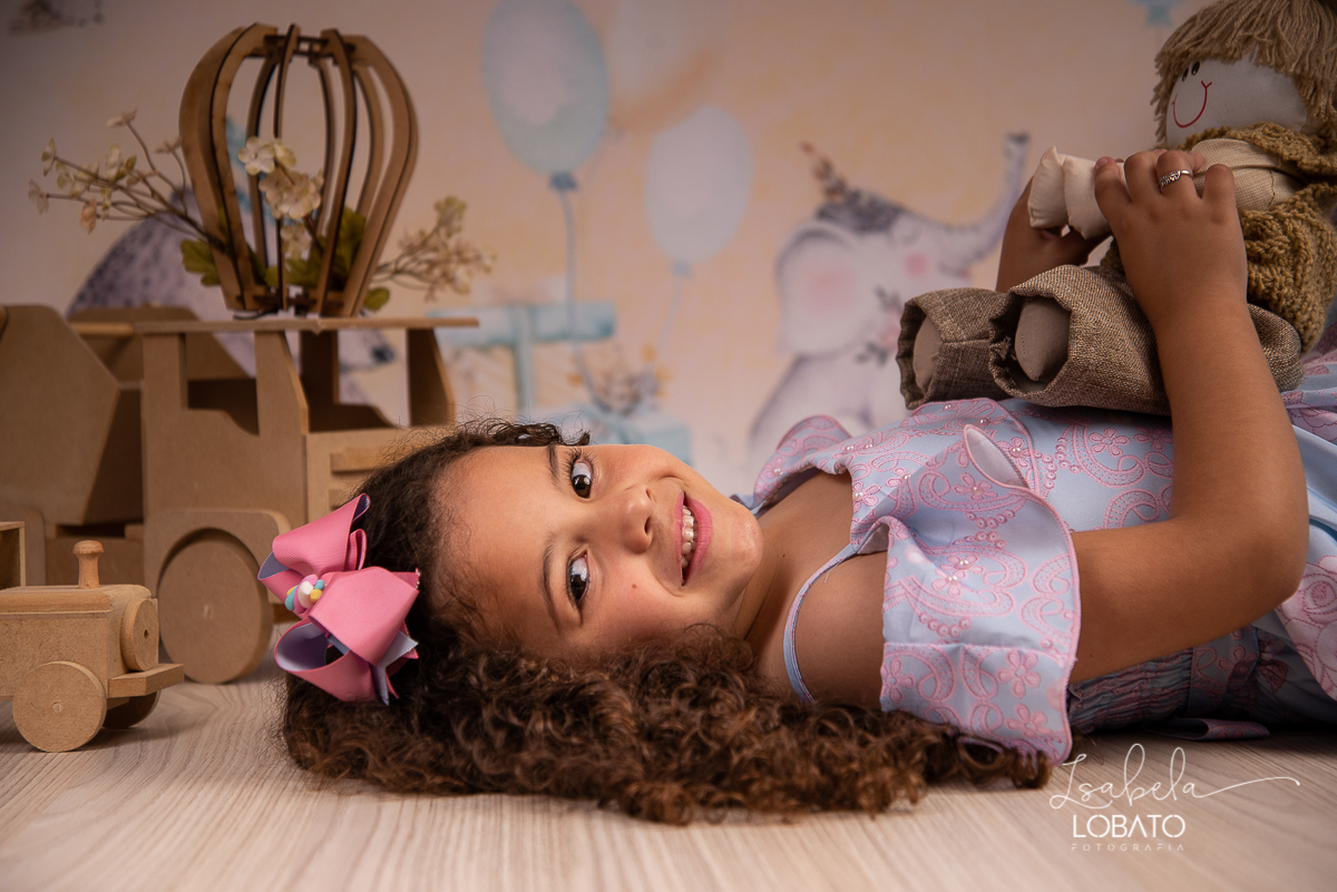 brincadeira-de-crianca-dia-das-criancas-2019-fotografo-de-crianca-barbacena-melhores-fotografos-de-barbacena-e-minas-gerais-estudio-fotografico-barbacena-brinquedo-educativo-brincadeira-de-menina-fotografo-de-gestante-barbacena-isabela-lobato-fotografia