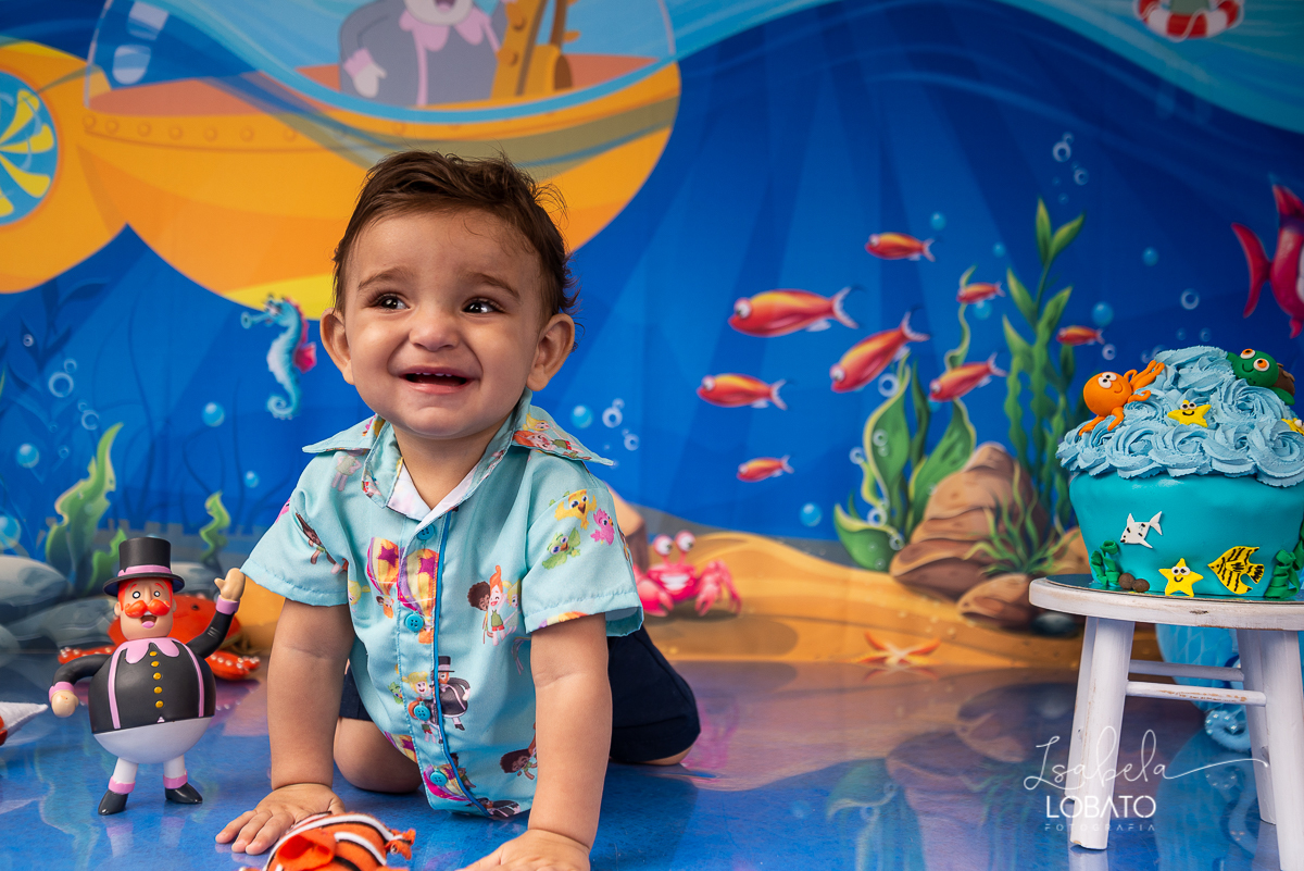 hora-do-bolo-smash-the-cake-aniversario-de-1-ano-tema-de-festa-mundo-bita-fotografia-de-smash-the-cake-mundo-bita-fundo-do-mar-estudio-fotografico-em-barbacena-isabela-lobato-fotografia-infantil-melhor-fotografo-em-barbacena-isabela-lobato