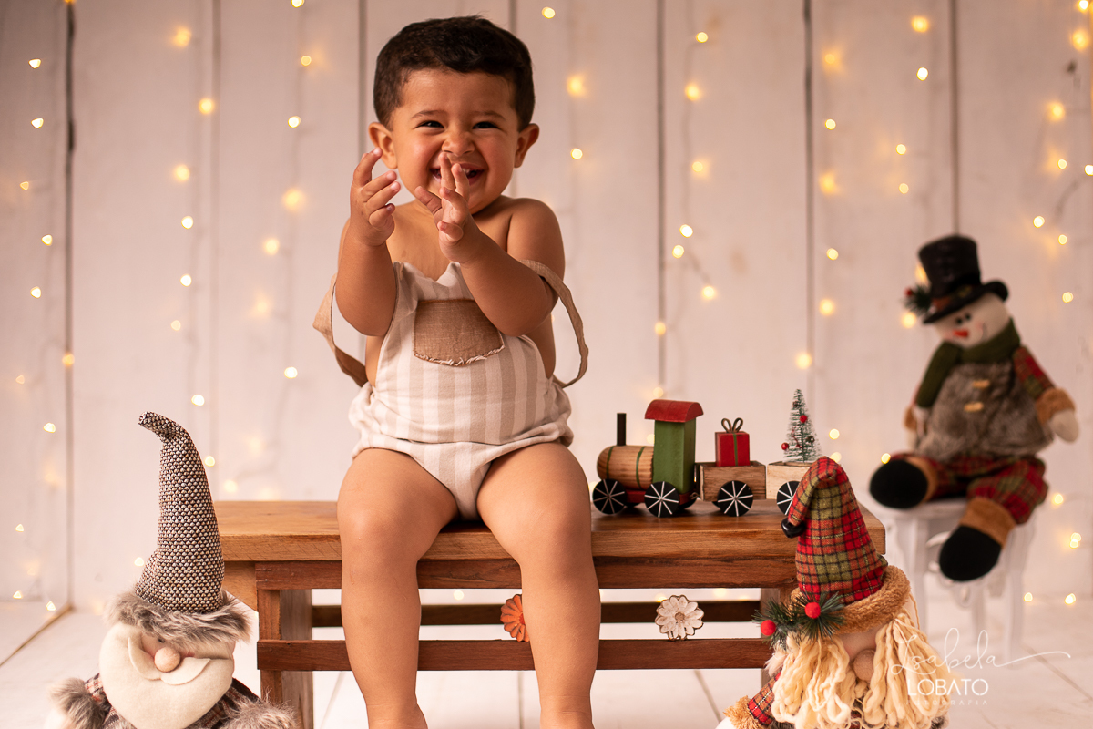 natal-2019-dezembro-2019-a-hora-do-banho-edicao-especial-de-natal-banho-de-bebe-brincadeira-de-crianca-ensaio-fotografico-de-natal-em-barbacena-minas-gerais-melhor-fotografo-infantil-isabela-lobato-fotografia-estudio-fotografico-arvore-de-natal-papai-noel