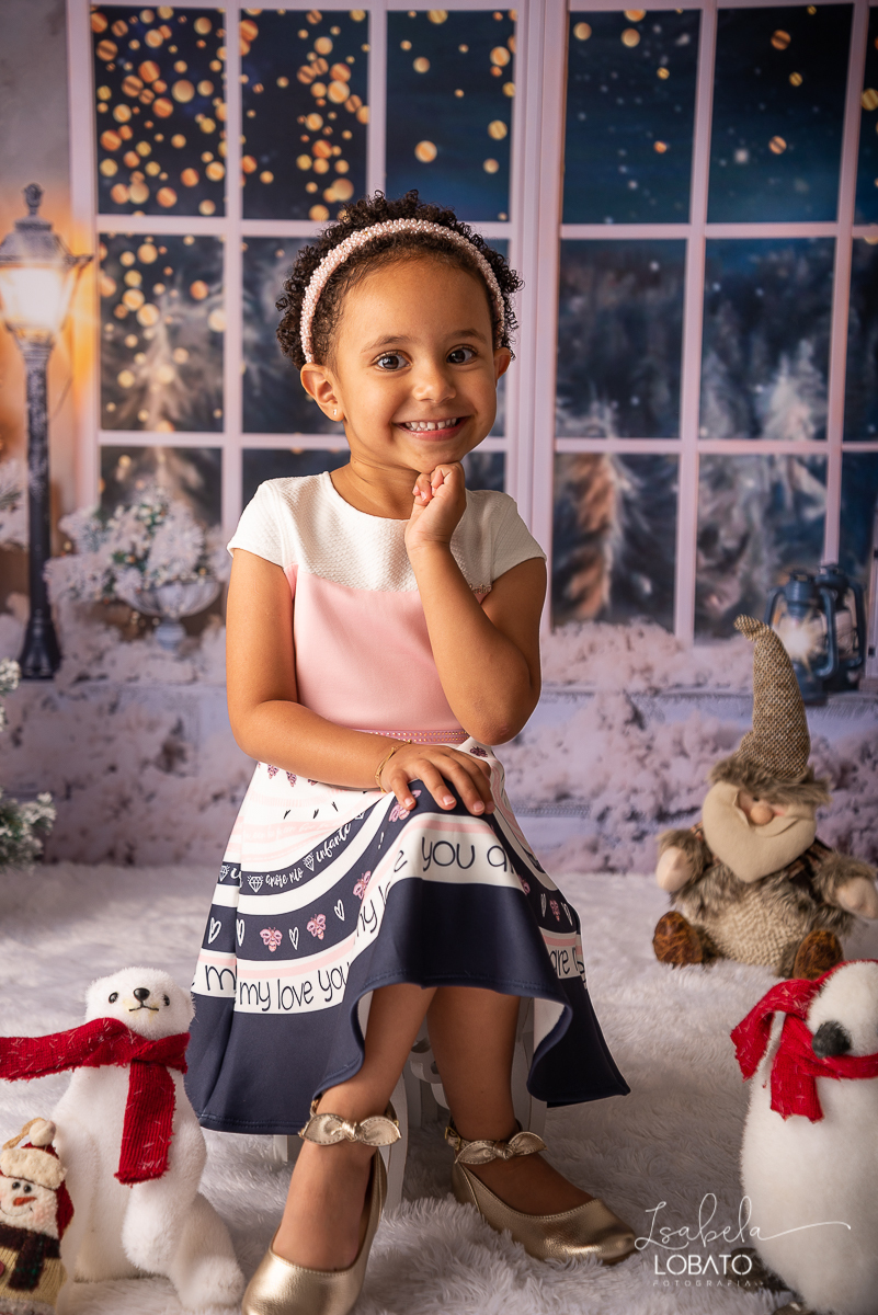 natal-2019-o-natal-vem-vindo-papai-noel-presente-de-natal-camera-fotografica-boneco-de-neve-fotografia-de-natal-ensaio-fotografico-de-natal-2019-vestido-de-natal-fotografos-em-barbacena-isabela-lobato-fotografia-fotografa-especializada-em-criancas-mg