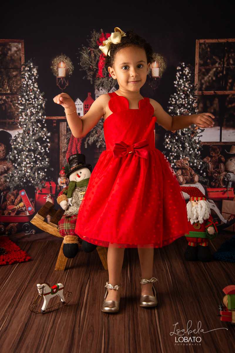 natal-2019-o-natal-vem-vindo-papai-noel-presente-de-natal-camera-fotografica-boneco-de-neve-fotografia-de-natal-ensaio-fotografico-de-natal-2019-vestido-de-natal-fotografos-em-barbacena-isabela-lobato-fotografia-fotografa-especializada-em-criancas-mg