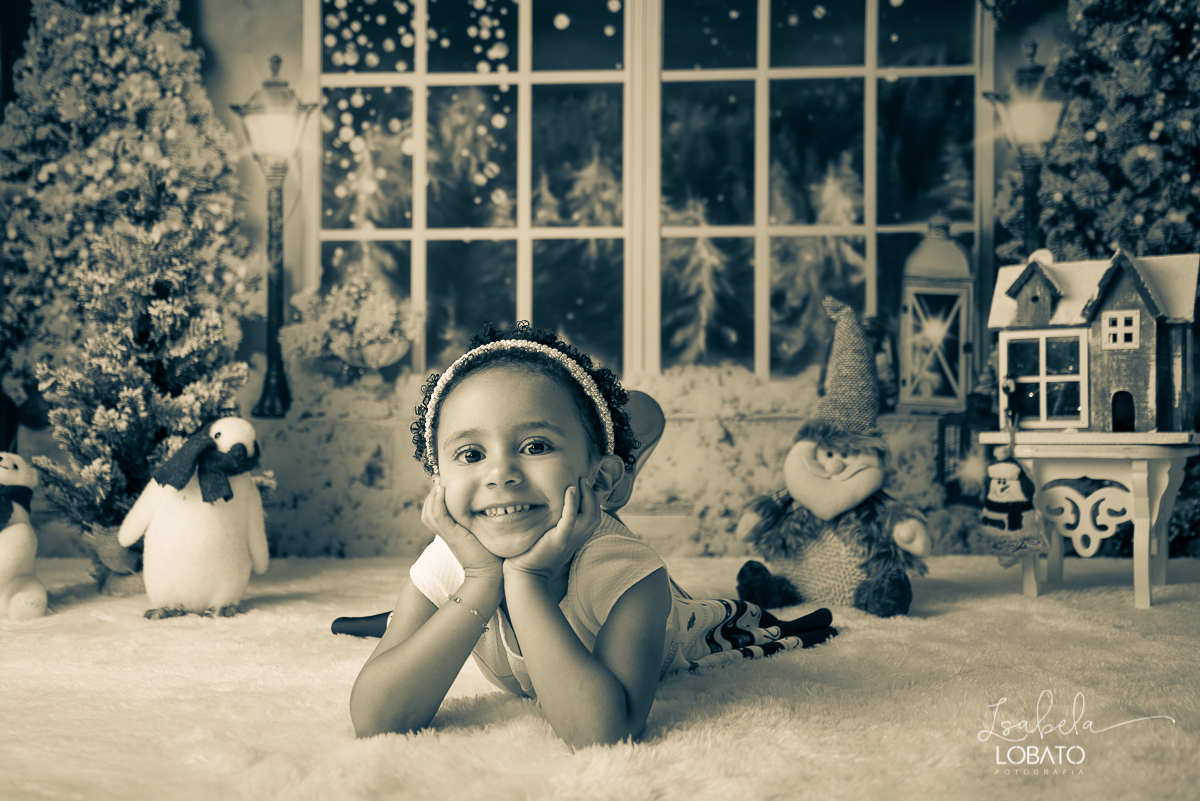natal-2019-o-natal-vem-vindo-papai-noel-presente-de-natal-camera-fotografica-boneco-de-neve-fotografia-de-natal-ensaio-fotografico-de-natal-2019-vestido-de-natal-fotografos-em-barbacena-isabela-lobato-fotografia-fotografa-especializada-em-criancas-mg