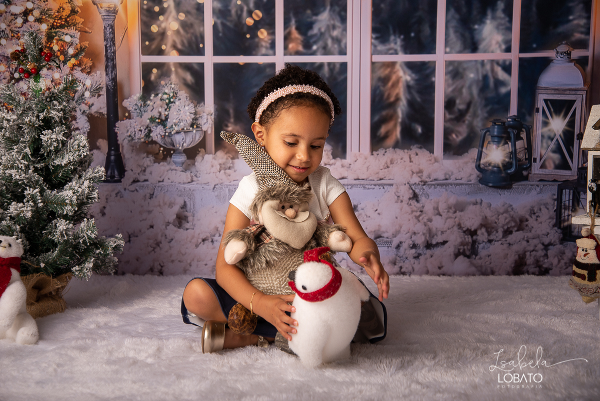 natal-2019-o-natal-vem-vindo-papai-noel-presente-de-natal-camera-fotografica-boneco-de-neve-fotografia-de-natal-ensaio-fotografico-de-natal-2019-vestido-de-natal-fotografos-em-barbacena-isabela-lobato-fotografia-fotografa-especializada-em-criancas-mg