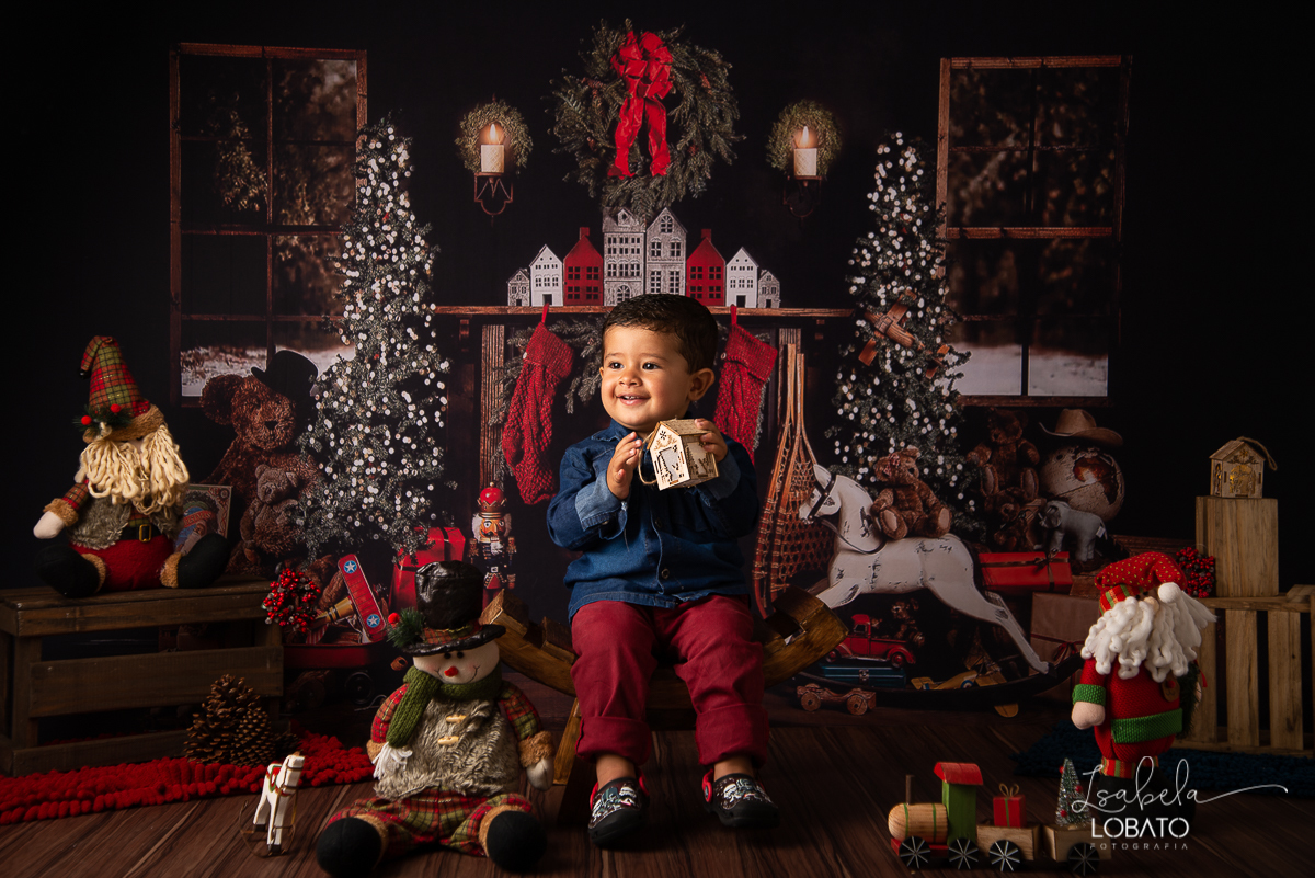 natal-2019-papai-noel-presente-de-natal-o-natal-vem-vindo-ceia-de-natal-neve-fotografia-de-natal-ensaio-fotografico-de-natal-fotografo-de-crianca-barbacena-mg-isabela-lobato-fotografia-melhores-fotografos-de-minas-gerais-estudio-fotografico-cenario-natal