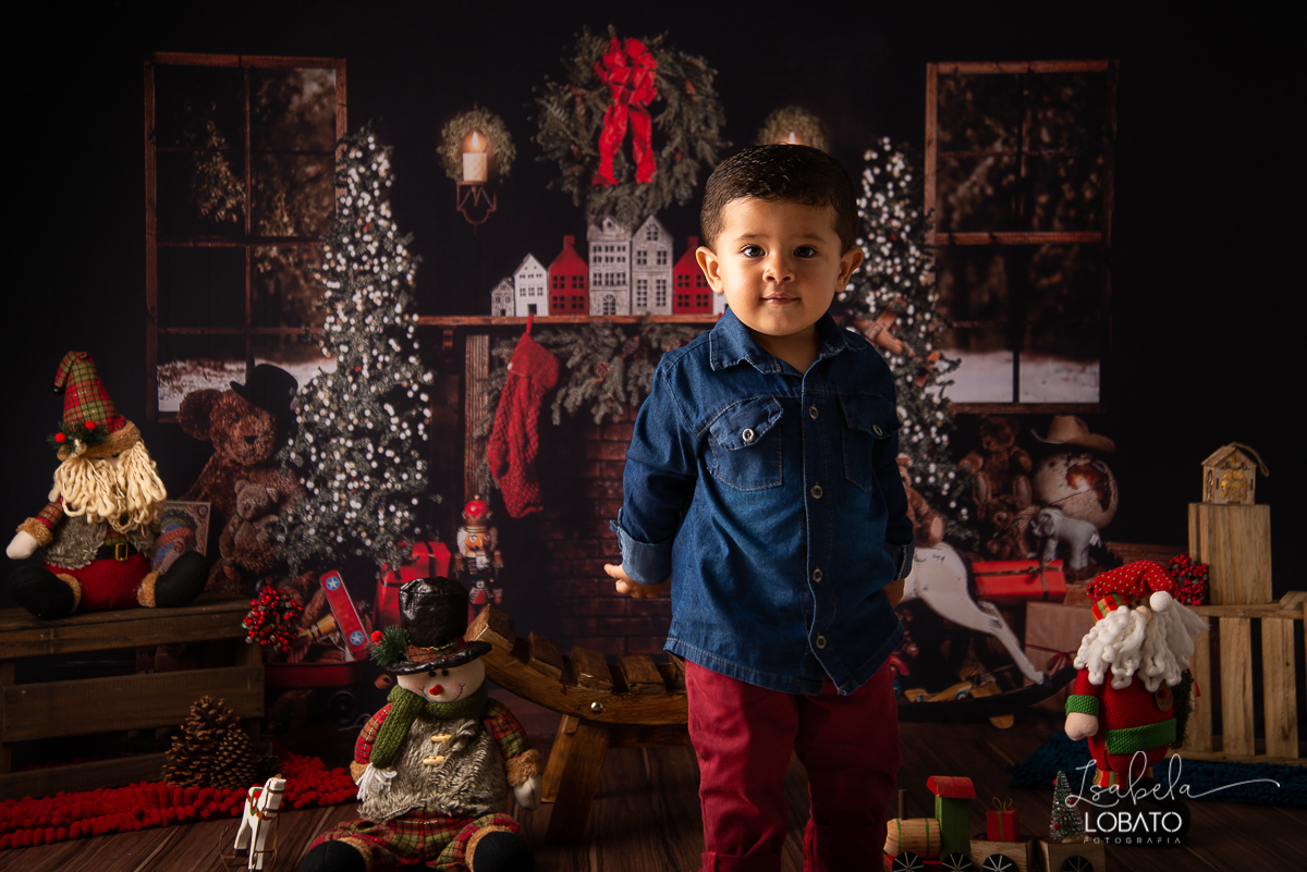 natal-2019-papai-noel-presente-de-natal-o-natal-vem-vindo-ceia-de-natal-neve-fotografia-de-natal-ensaio-fotografico-de-natal-fotografo-de-crianca-barbacena-mg-isabela-lobato-fotografia-melhores-fotografos-de-minas-gerais-estudio-fotografico-cenario-natal