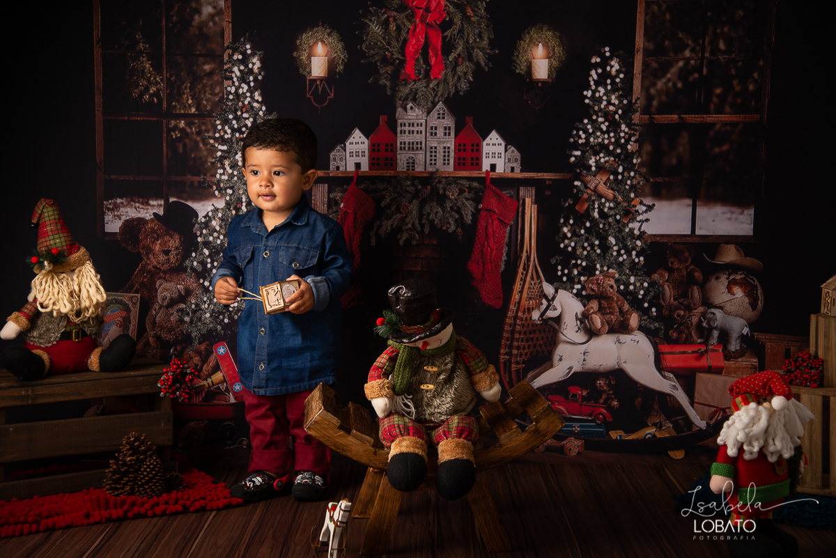 natal-2019-papai-noel-presente-de-natal-o-natal-vem-vindo-ceia-de-natal-neve-fotografia-de-natal-ensaio-fotografico-de-natal-fotografo-de-crianca-barbacena-mg-isabela-lobato-fotografia-melhores-fotografos-de-minas-gerais-estudio-fotografico-cenario-natal