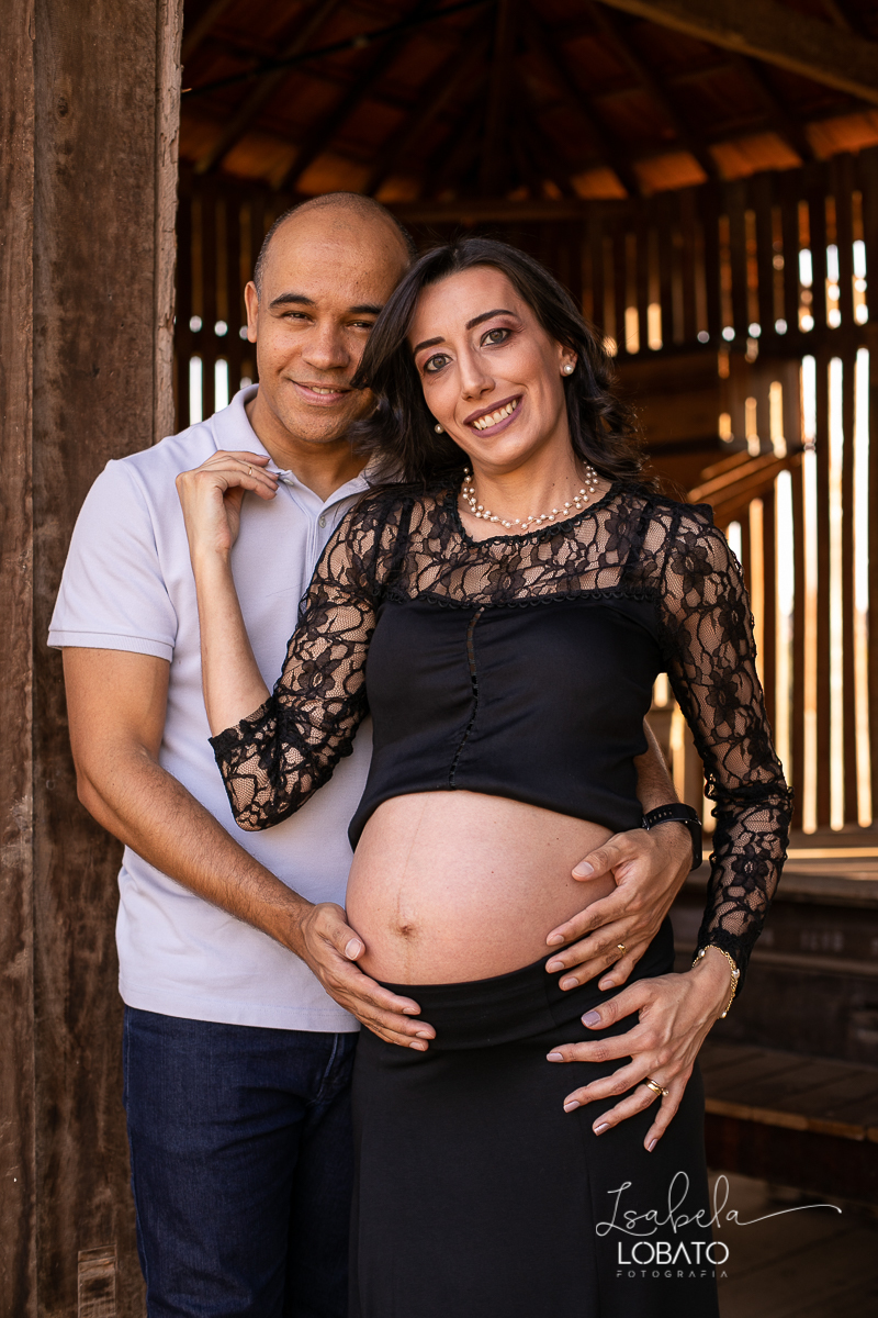 ensaio-fotografico-gestante-fotografia-de-gravida-foto-de-gestante-book-de-gravida-doce-espera-fotografa-especializada-em-gestante-melhor-fotografo-de-barbacena-isabela-lobato-fotografia-estudio-de-fotos-em-barbacena-fotografa-de-casamentos-em-barbacena