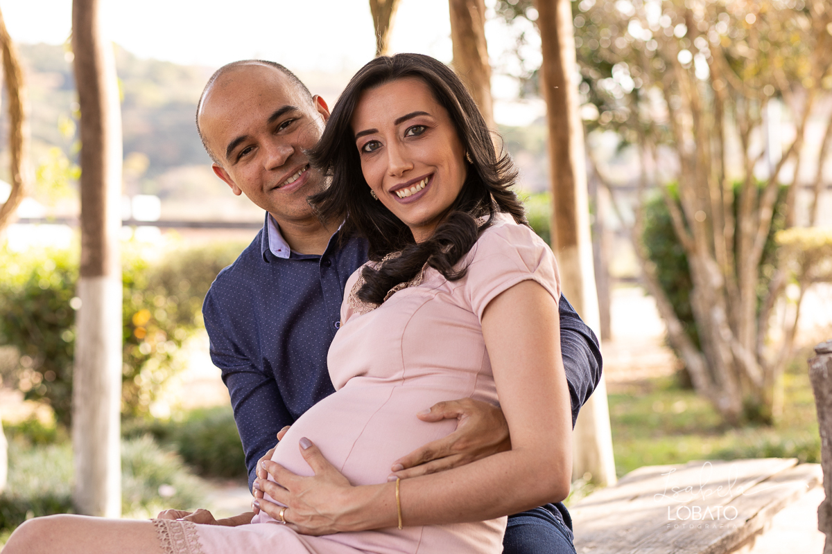 ensaio-fotografico-gestante-fotografia-de-gravida-foto-de-gestante-book-de-gravida-doce-espera-fotografa-especializada-em-gestante-melhor-fotografo-de-barbacena-isabela-lobato-fotografia-estudio-de-fotos-em-barbacena-fotografa-de-casamentos-em-barbacena