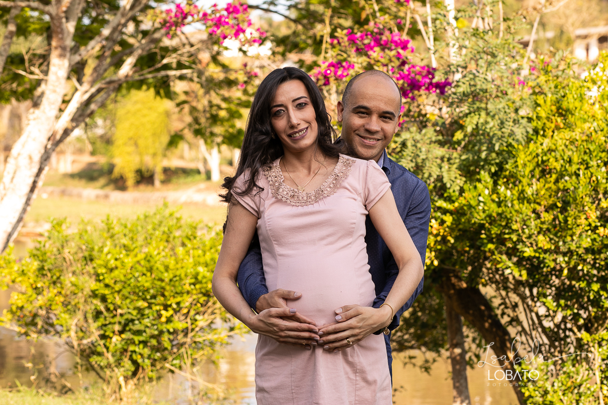 ensaio-fotografico-gestante-fotografia-de-gravida-foto-de-gestante-book-de-gravida-doce-espera-fotografa-especializada-em-gestante-melhor-fotografo-de-barbacena-isabela-lobato-fotografia-estudio-de-fotos-em-barbacena-fotografa-de-casamentos-em-barbacena