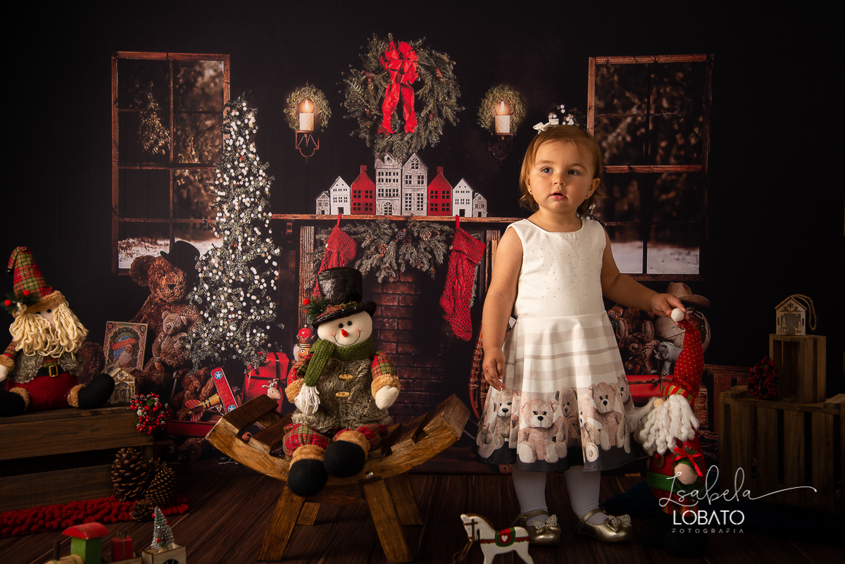 natal-2019-papai-noel-presente-de-natal-o-natal-vem-vindo-ceia-de-natal-neve-fotografia-de-natal-ensaio-fotografico-de-natal-fotografo-de-crianca-barbacena-mg-isabela-lobato-fotografia-melhores-fotografos-de-minas-gerais-estudio-fotografico-cenario-natal