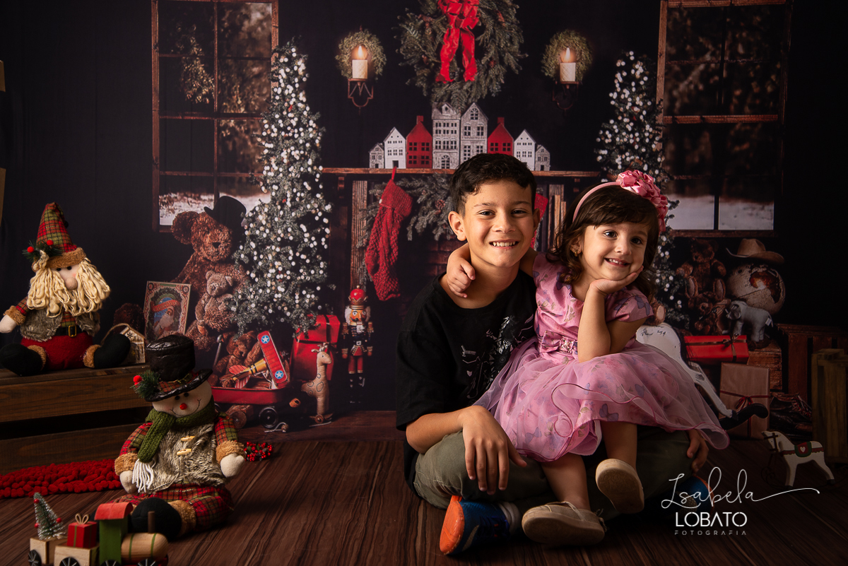natal-2019-papai-noel-presente-de-natal-o-natal-vem-vindo-ceia-de-natal-neve-fotografia-de-natal-ensaio-fotografico-de-natal-fotografo-de-crianca-barbacena-mg-isabela-lobato-fotografia-melhores-fotografos-de-minas-gerais-estudio-fotografico-cenario-natal