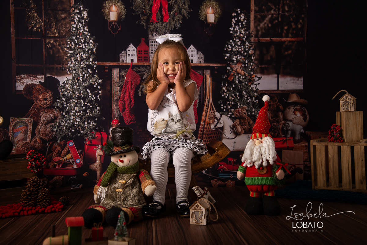 natal-2019-papai-noel-presente-de-natal-o-natal-vem-vindo-ceia-de-natal-neve-fotografia-de-natal-ensaio-fotografico-de-natal-fotografo-de-crianca-barbacena-mg-isabela-lobato-fotografia-melhores-fotografos-de-minas-gerais-estudio-fotografico-cenario-natal