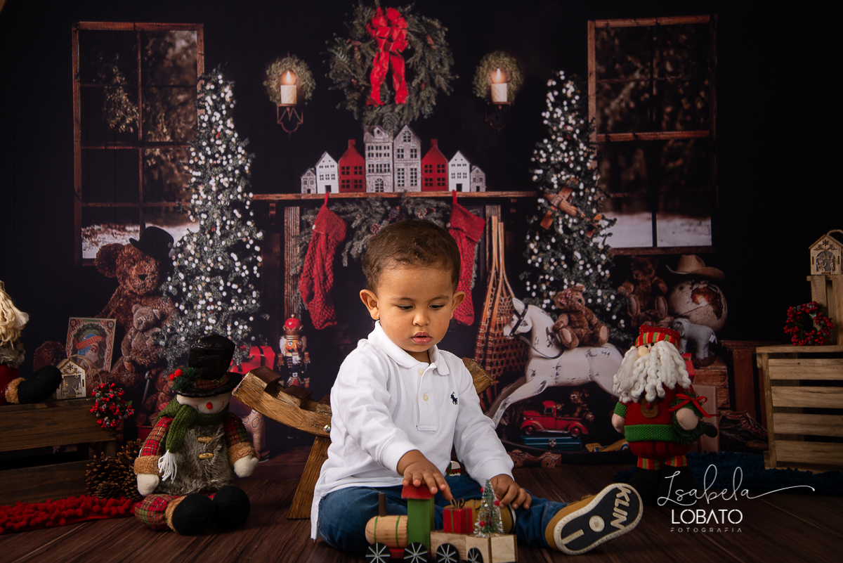 natal-2019-papai-noel-presente-de-natal-o-natal-vem-vindo-ceia-de-natal-neve-fotografia-de-natal-ensaio-fotografico-de-natal-fotografo-de-crianca-barbacena-mg-isabela-lobato-fotografia-melhores-fotografos-de-minas-gerais-estudio-fotografico-cenario-natal