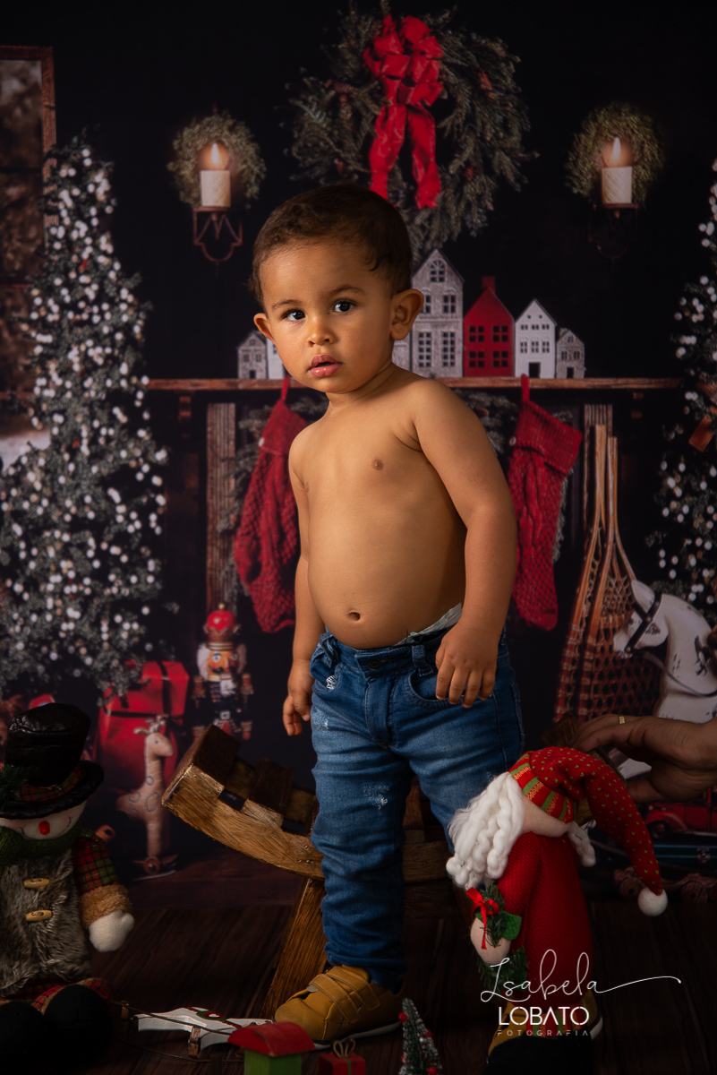 natal-2019-papai-noel-presente-de-natal-o-natal-vem-vindo-ceia-de-natal-neve-fotografia-de-natal-ensaio-fotografico-de-natal-fotografo-de-crianca-barbacena-mg-isabela-lobato-fotografia-melhores-fotografos-de-minas-gerais-estudio-fotografico-cenario-natal