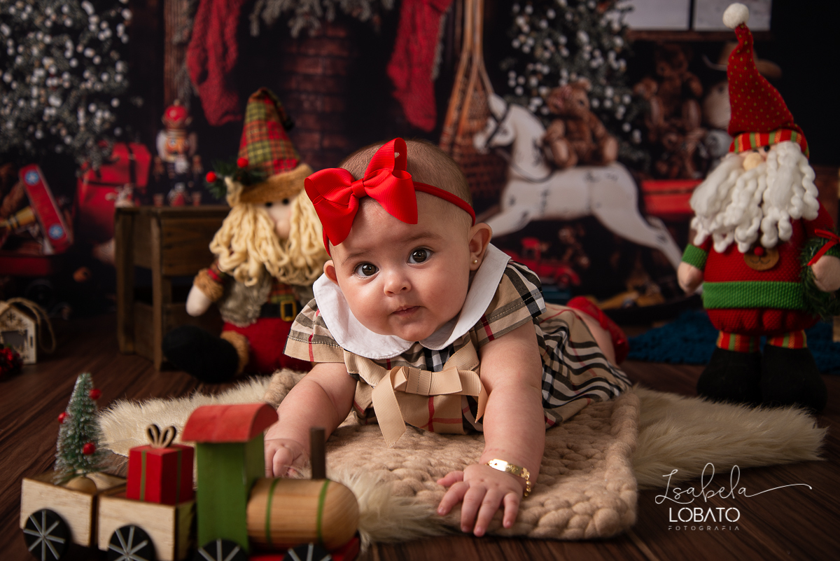natal-2019-papai-noel-presente-de-natal-o-natal-vem-vindo-ceia-de-natal-neve-fotografia-de-natal-ensaio-fotografico-de-natal-fotografo-de-crianca-barbacena-mg-isabela-lobato-fotografia-melhores-fotografos-de-minas-gerais-estudio-fotografico-cenario-natal