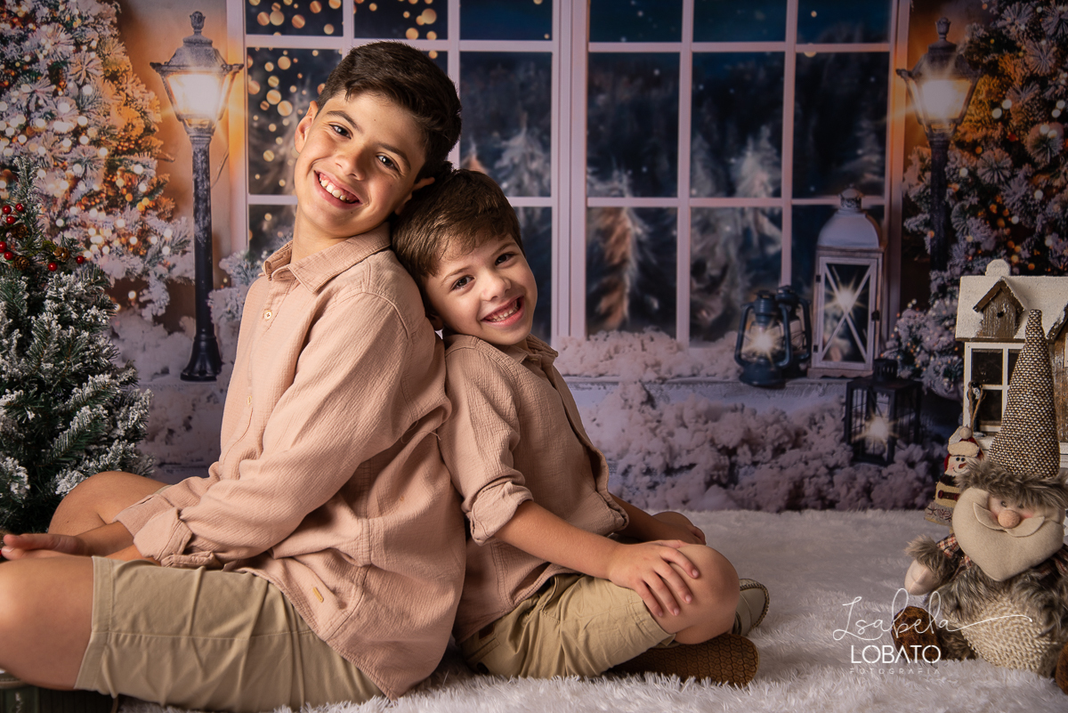natal-2019-papai-noel-presente-de-natal-o-natal-vem-vindo-ceia-de-natal-neve-fotografia-de-natal-ensaio-fotografico-de-natal-fotografo-de-crianca-barbacena-mg-isabela-lobato-fotografia-melhores-fotografos-de-minas-gerais-estudio-fotografico-cenario-natal