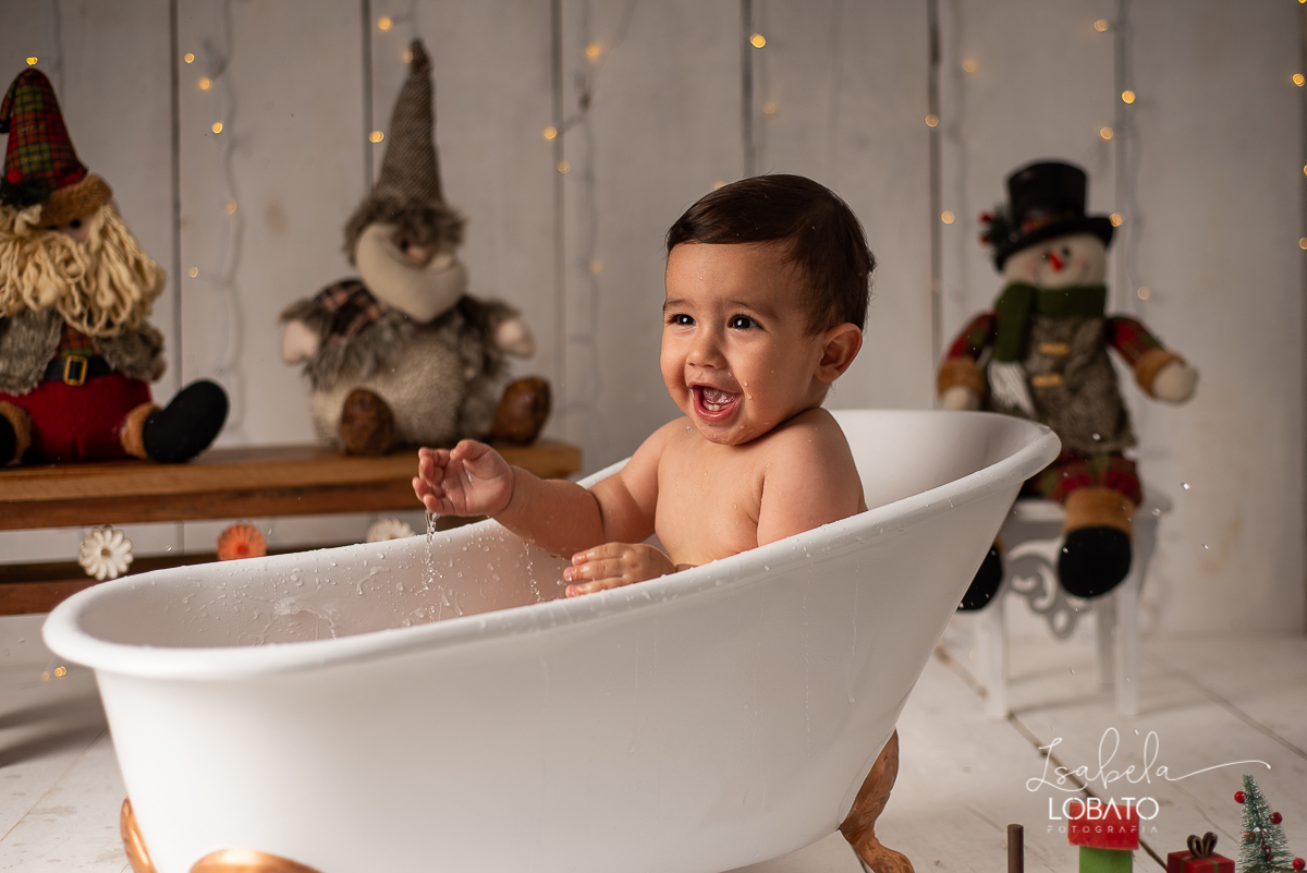 natal-2019-dezembro-2019-a-hora-do-banho-edicao-especial-de-natal-banho-de-bebe-brincadeira-de-crianca-ensaio-fotografico-de-natal-em-barbacena-minas-gerais-melhor-fotografo-infantil-isabela-lobato-fotografia-estudio-fotografico-em-barbacena-fotografa