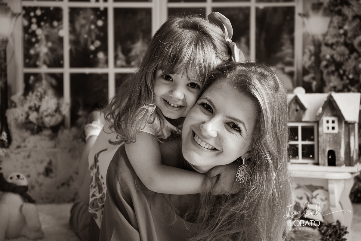 natal-2019-papai-noel-presente-de-natal-o-natal-vem-vindo-ceia-de-natal-neve-fotografia-de-natal-ensaio-fotografico-de-natal-fotografo-de-crianca-barbacena-mg-isabela-lobato-fotografia-melhores-fotografos-de-minas-gerais-estudio-fotografico-cenario-natal