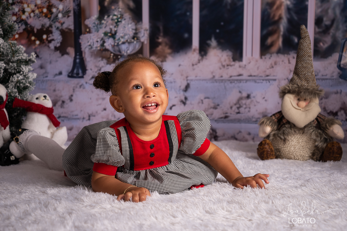 natal-2019-papai-noel-presente-de-natal-o-natal-vem-vindo-ceia-de-natal-neve-fotografia-de-natal-ensaio-fotografico-de-natal-fotografo-de-crianca-barbacena-mg-isabela-lobato-fotografia-melhores-fotografos-de-minas-gerais-estudio-fotografico-cenario-natal