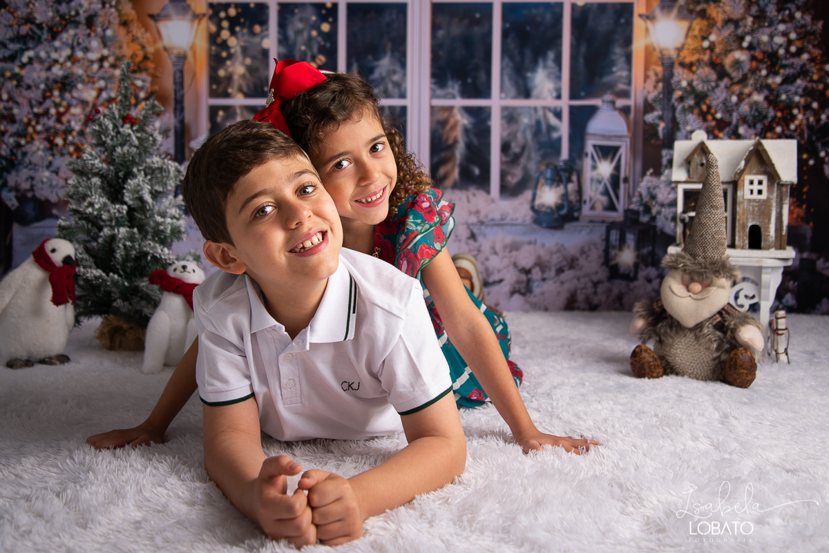 natal-2019-papai-noel-presente-de-natal-o-natal-vem-vindo-ceia-de-natal-neve-fotografia-de-natal-ensaio-fotografico-de-natal-fotografo-de-crianca-barbacena-mg-isabela-lobato-fotografia-melhores-fotografos-de-minas-gerais-estudio-fotografico-cenario-natal
