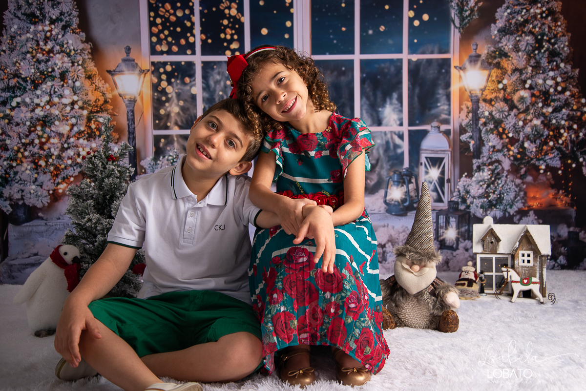natal-2019-papai-noel-presente-de-natal-o-natal-vem-vindo-ceia-de-natal-neve-fotografia-de-natal-ensaio-fotografico-de-natal-fotografo-de-crianca-barbacena-mg-isabela-lobato-fotografia-melhores-fotografos-de-minas-gerais-estudio-fotografico-cenario-natal