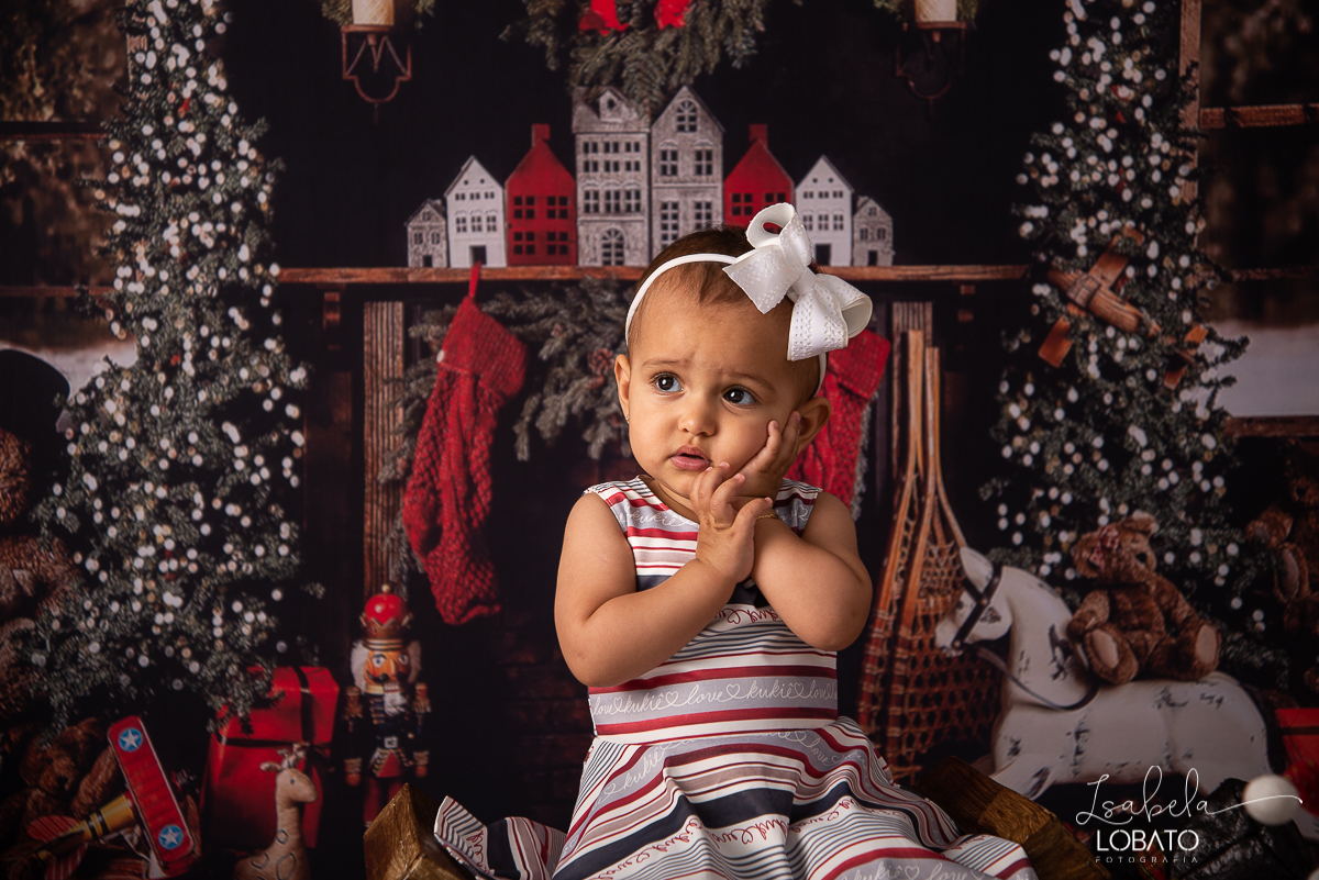 natal-2019-papai-noel-presente-de-natal-o-natal-vem-vindo-ceia-de-natal-neve-fotografia-de-natal-ensaio-fotografico-de-natal-fotografo-de-crianca-barbacena-mg-isabela-lobato-fotografia-melhores-fotografos-de-minas-gerais-estudio-fotografico-cenario-natal