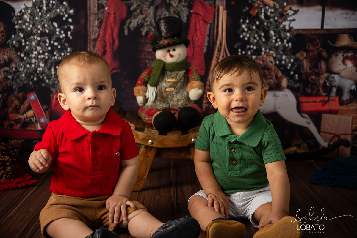 natal-2019-papai-noel-presente-de-natal-o-natal-vem-vindo-ceia-de-natal-neve-fotografia-de-natal-ensaio-fotografico-de-natal-fotografo-de-crianca-barbacena-mg-isabela-lobato-fotografia-melhores-fotografos-de-minas-gerais-estudio-fotografico-cenario-natal