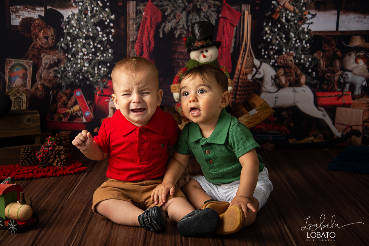 natal-2019-papai-noel-presente-de-natal-o-natal-vem-vindo-ceia-de-natal-neve-fotografia-de-natal-ensaio-fotografico-de-natal-fotografo-de-crianca-barbacena-mg-isabela-lobato-fotografia-melhores-fotografos-de-minas-gerais-estudio-fotografico-cenario-natal