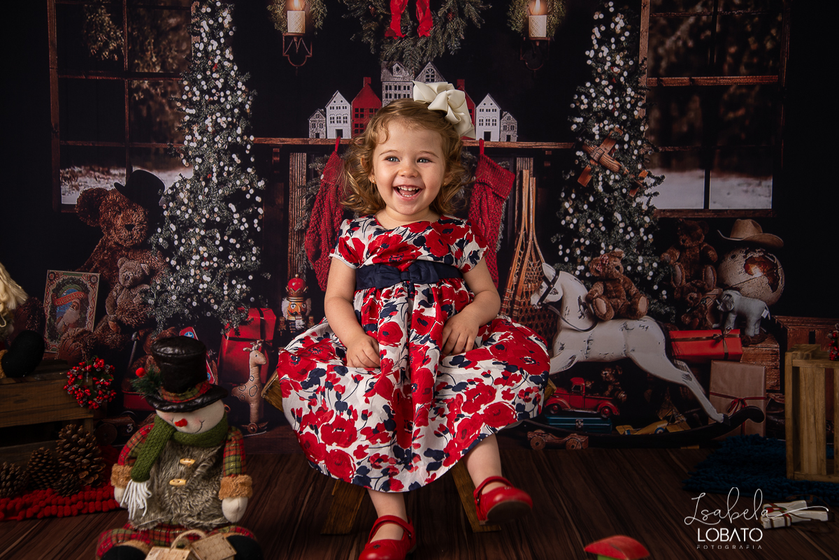 natal-2019-papai-noel-presente-de-natal-o-natal-vem-vindo-ceia-de-natal-neve-fotografia-de-natal-ensaio-fotografico-de-natal-fotografo-de-crianca-barbacena-mg-isabela-lobato-fotografia-melhores-fotografos-de-minas-gerais-estudio-fotografico-cenario-natal