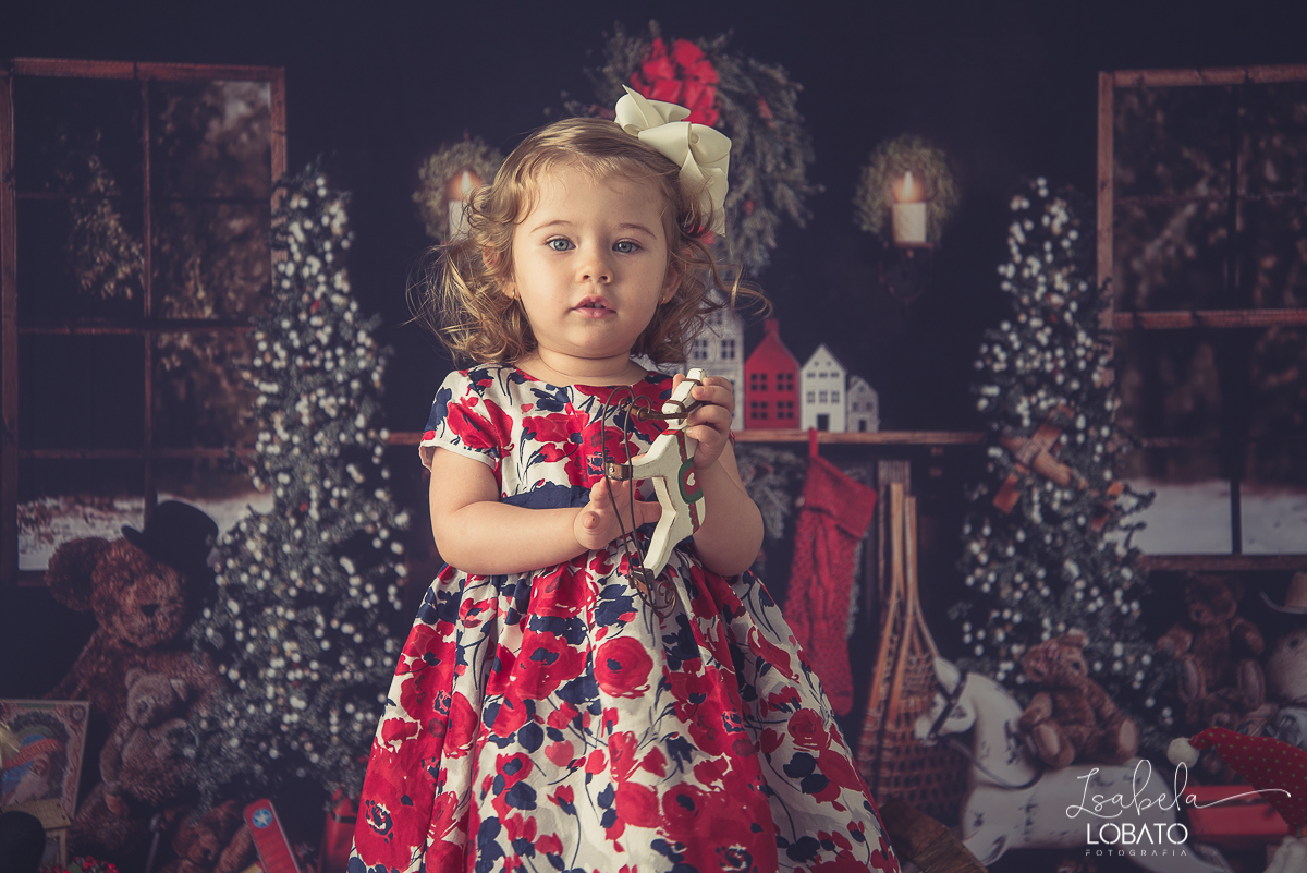 natal-2019-papai-noel-presente-de-natal-o-natal-vem-vindo-ceia-de-natal-neve-fotografia-de-natal-ensaio-fotografico-de-natal-fotografo-de-crianca-barbacena-mg-isabela-lobato-fotografia-melhores-fotografos-de-minas-gerais-estudio-fotografico-cenario-natal