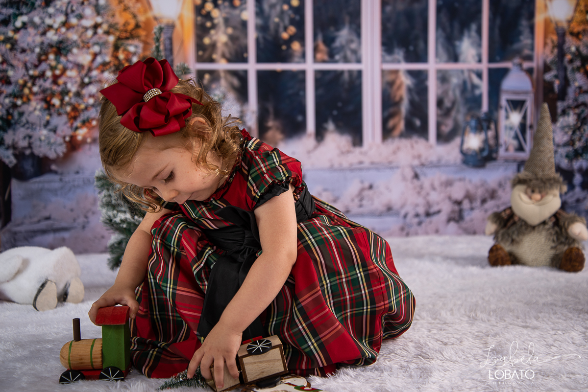 natal-2019-papai-noel-presente-de-natal-o-natal-vem-vindo-ceia-de-natal-neve-fotografia-de-natal-ensaio-fotografico-de-natal-fotografo-de-crianca-barbacena-mg-isabela-lobato-fotografia-melhores-fotografos-de-minas-gerais-estudio-fotografico-cenario-natal