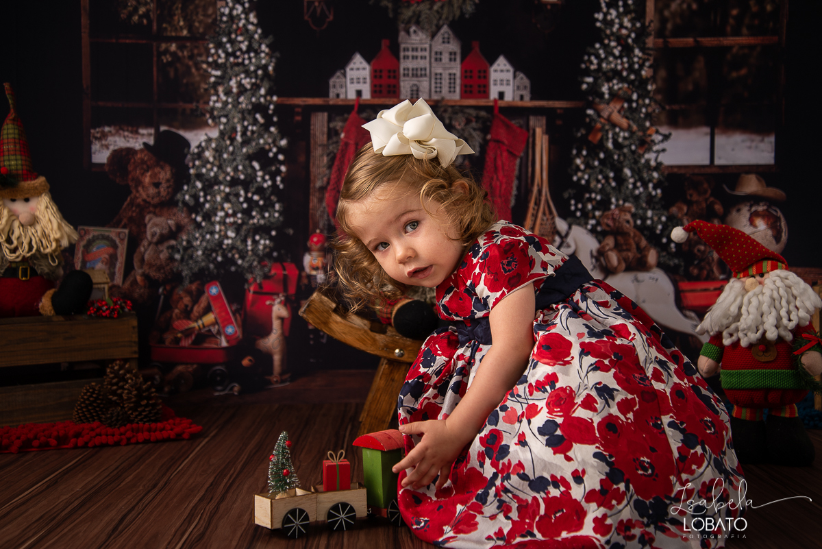 natal-2019-papai-noel-presente-de-natal-o-natal-vem-vindo-ceia-de-natal-neve-fotografia-de-natal-ensaio-fotografico-de-natal-fotografo-de-crianca-barbacena-mg-isabela-lobato-fotografia-melhores-fotografos-de-minas-gerais-estudio-fotografico-cenario-natal