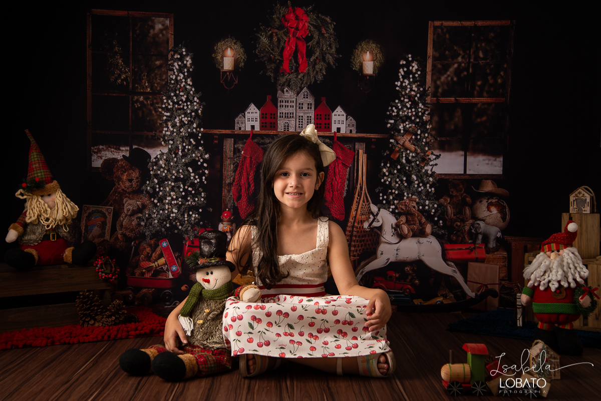 natal-2019-papai-noel-presente-de-natal-o-natal-vem-vindo-ceia-de-natal-neve-fotografia-de-natal-ensaio-fotografico-de-natal-fotografo-de-crianca-barbacena-mg-isabela-lobato-fotografia-melhores-fotografos-de-minas-gerais-estudio-fotografico-cenario-natal
