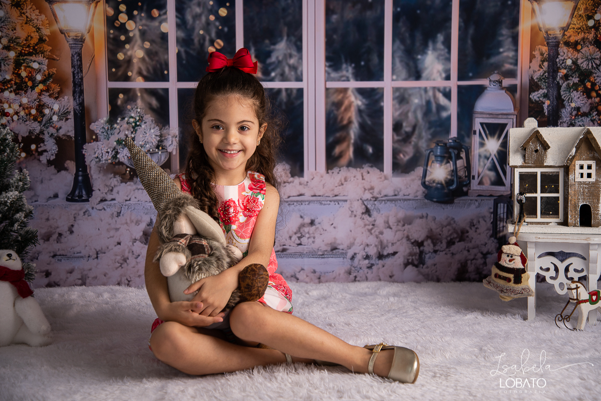natal-2019-papai-noel-presente-de-natal-o-natal-vem-vindo-ceia-de-natal-neve-fotografia-de-natal-ensaio-fotografico-de-natal-fotografo-de-crianca-barbacena-mg-isabela-lobato-fotografia-melhores-fotografos-de-minas-gerais-estudio-fotografico-cenario-natal