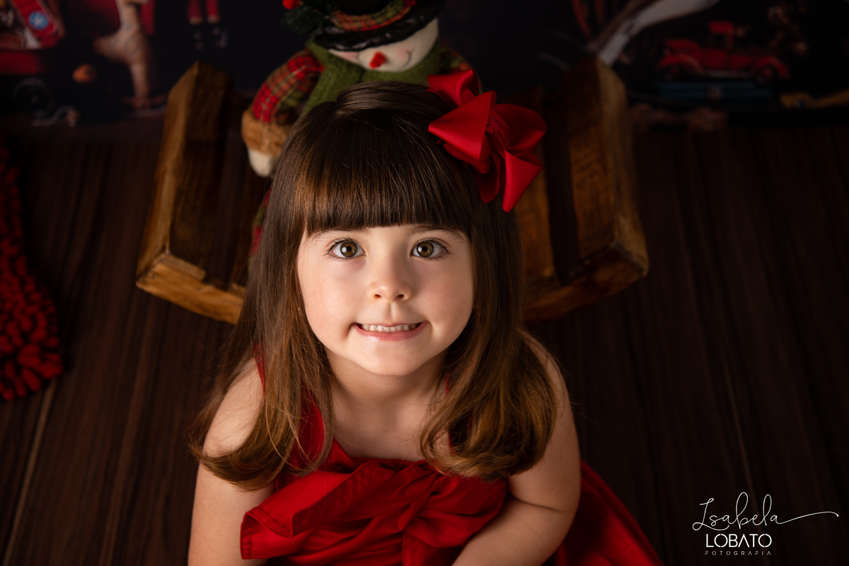 natal-2019-papai-noel-presente-de-natal-o-natal-vem-vindo-ceia-de-natal-neve-fotografia-de-natal-ensaio-fotografico-de-natal-fotografo-de-crianca-barbacena-mg-isabela-lobato-fotografia-melhores-fotografos-de-minas-gerais-estudio-fotografico-cenario-natal