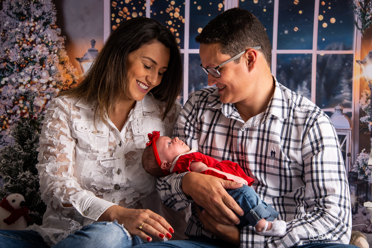 natal-2019-papai-noel-presente-de-natal-o-natal-vem-vindo-ceia-de-natal-neve-fotografia-de-natal-ensaio-fotografico-de-natal-fotografo-de-crianca-barbacena-mg-isabela-lobato-fotografia-melhores-fotografos-de-minas-gerais-estudio-fotografico-cenario-natal