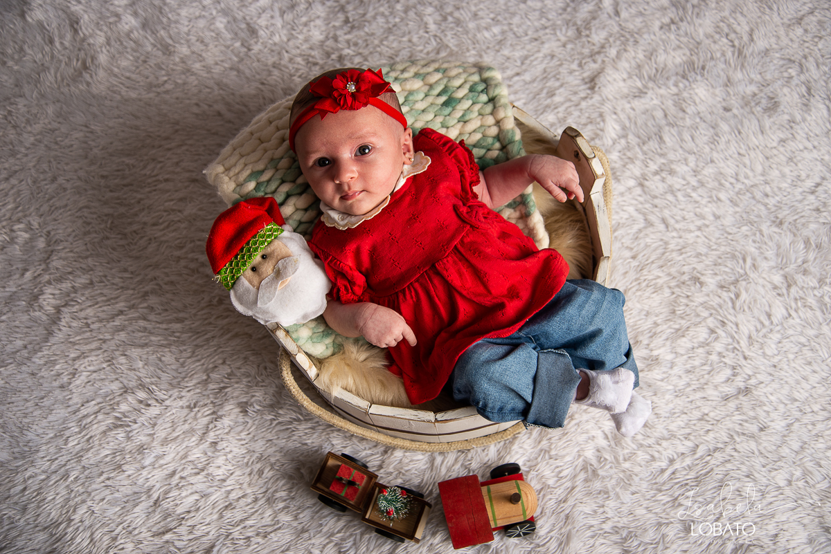 natal-2019-papai-noel-presente-de-natal-o-natal-vem-vindo-ceia-de-natal-neve-fotografia-de-natal-ensaio-fotografico-de-natal-fotografo-de-crianca-barbacena-mg-isabela-lobato-fotografia-melhores-fotografos-de-minas-gerais-estudio-fotografico-cenario-natal